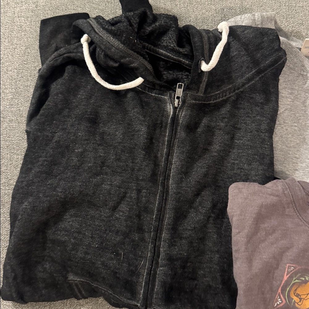 5/$15- Size small bundle - Picture 4 of 4